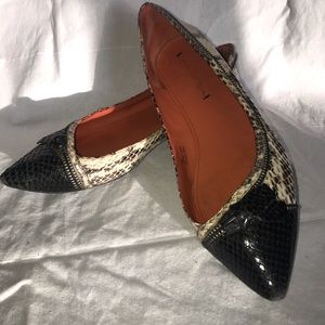 Via Spiga Dottie Snakeskin Flats Size 8